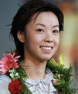 ​张怡宁：闪婚嫁给袁立前任，生了一儿一女，结婚14年被宠成宝贝