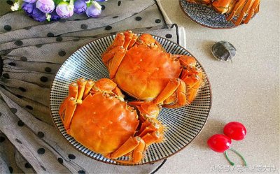 大闸蟹如何做?别再清蒸了,这个做法更简单