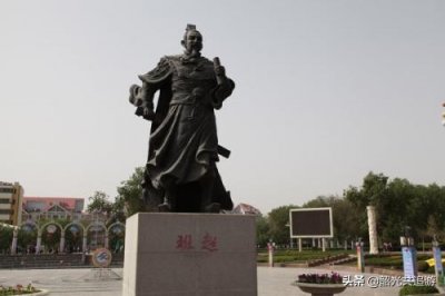 成语典故之弃笔从戎:定远侯班超