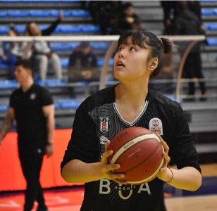 小宝回来了!洛杉矶火花交易得到李月汝,土超场均两双征服WNB