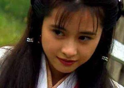 戏红人不红:演过《天龙八部》的钟灵,与吴彦祖上演过激吻戏!